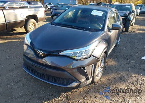2020 Toyota C-Hr Le z USA, uszkodzony, nr VIN JTNKHMBX3L1069147